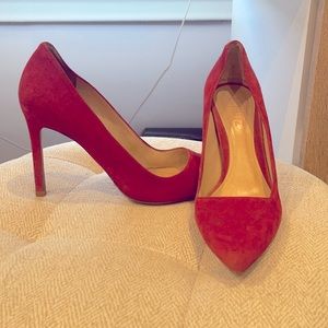 Shutz red heel